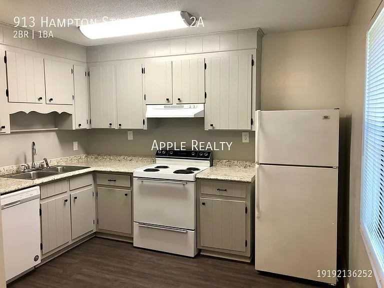 913 Hampton St #2A — Photo 2