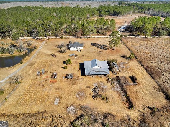 5th image of 3411 Floyd Dr