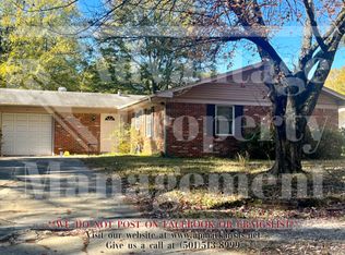 7 Colonial Dr, Conway, AR 72034