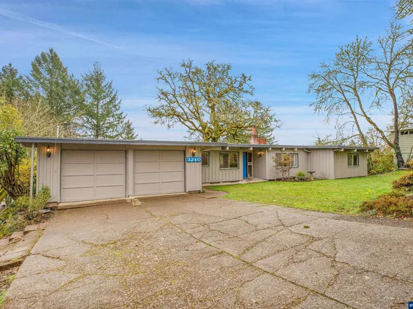 3240 NW Crest Dr, Corvallis, OR 97330