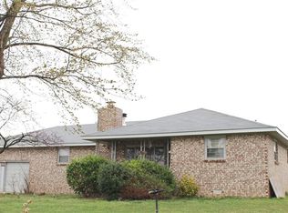 558 Madison St #7610, Huntsville, AR 72740
