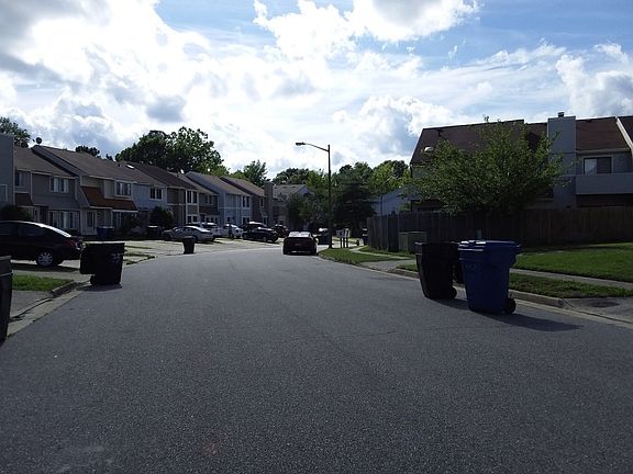 5th image of 738 Waters Dr