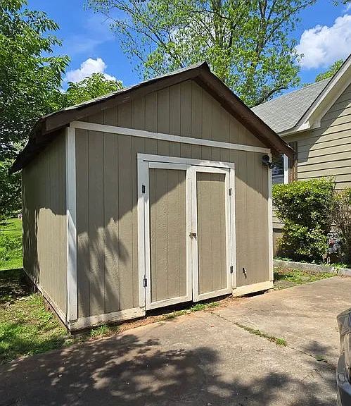 513 Blue Ridge Ave — Photo 24