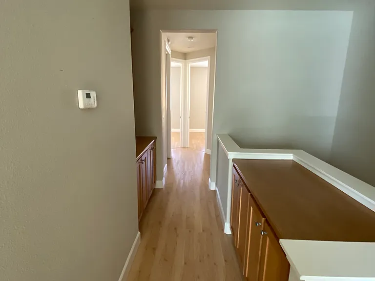 150 Holly Ter — Photo 17