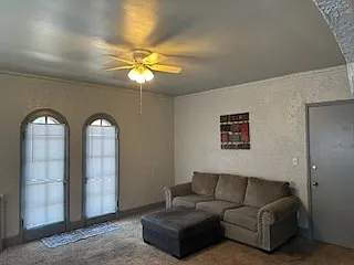 1502 E Broadway Ave — Photo 9