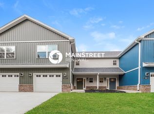 2109 Paddle Wheel Dr, Jeffersonville, IN 47130