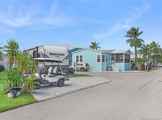 944 Nettles Blvd, Jensen Beach, FL 34957