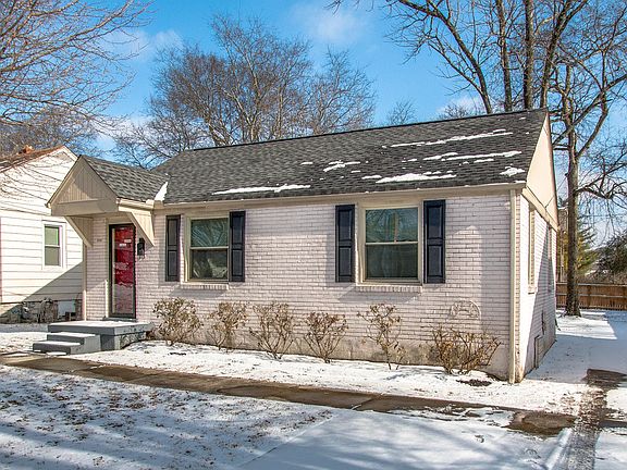2nd image of 505 Idlewild Ave