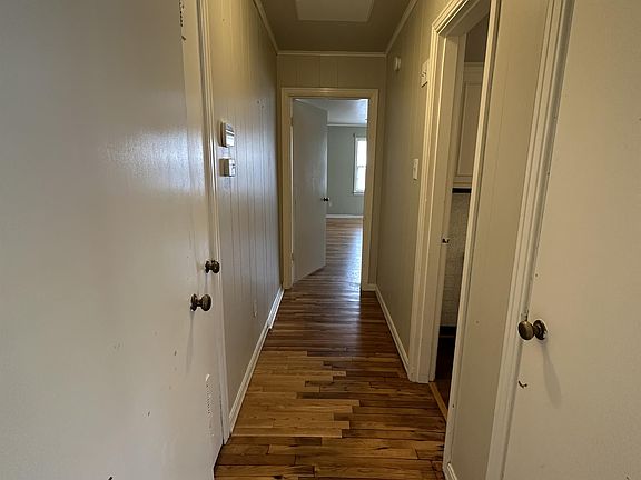 4th image of 2505 22nd St #B