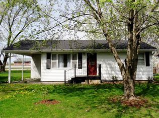 611 S Central St, Centralia, MO 65240