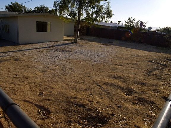 4th image of 72711 Granite Ave