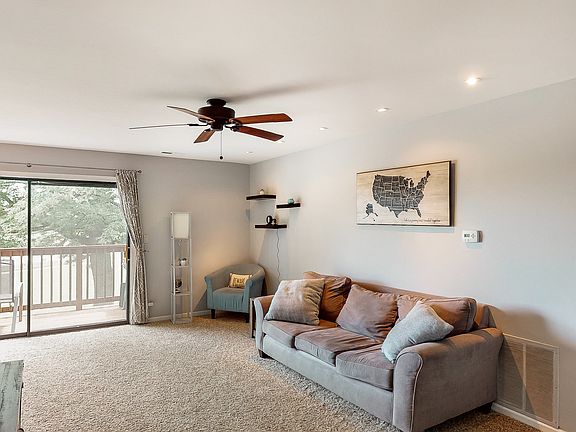 3rd image of 1132 Hinswood Dr APT 205