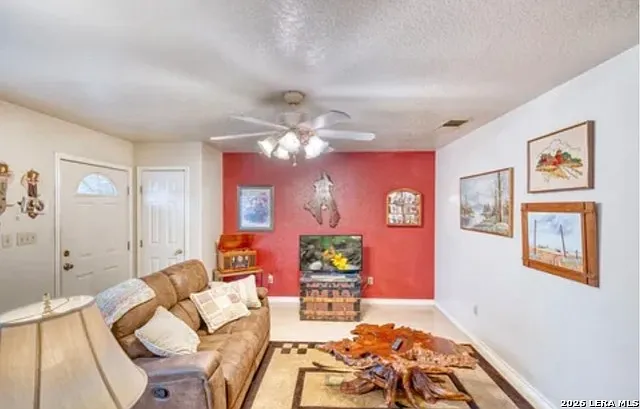 2 bed, 1.5 bath, 864 sqft, $950 — Photo 4