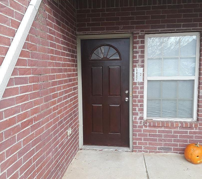 1st image of 3402 SW Windrift Ave #2