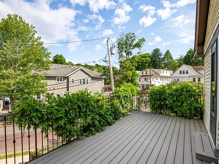28 Churchill Ave #1 — Photo 23