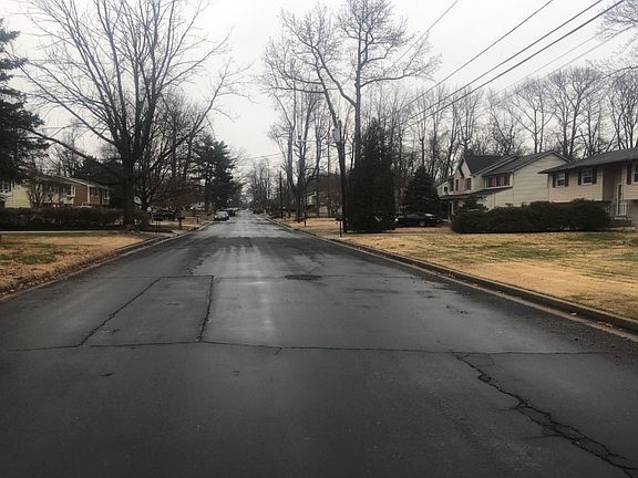 5th image of 640 Woodland Ave