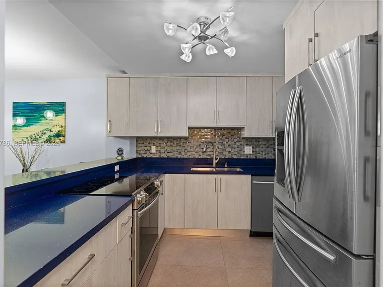 3725 S Ocean Dr #311 — Photo 19