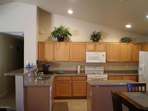 4th image of 15829 W Tara Ln