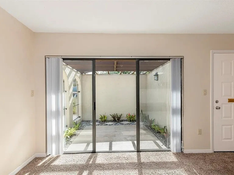 100 S Tremain St #5 — Photo 9