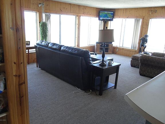 4th image of 6806 S Shore Dr