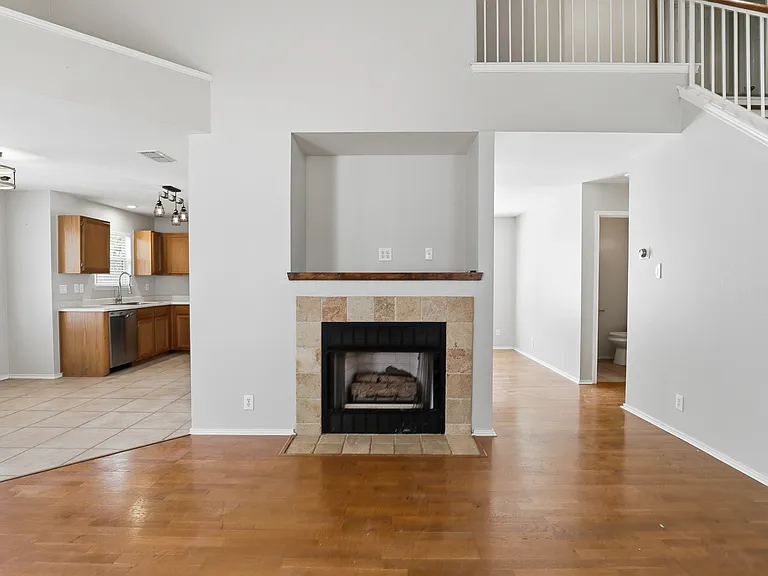 3324 Tumblewood Trl — Photo 4