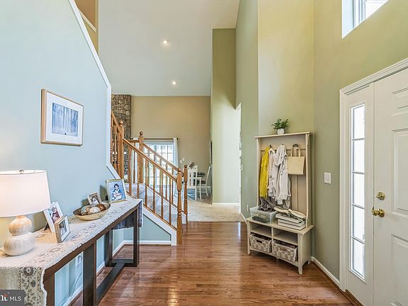 3rd image of 1304 James Ct #110