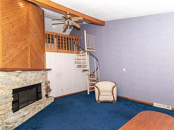 5th image of 7820 Tanager Ln