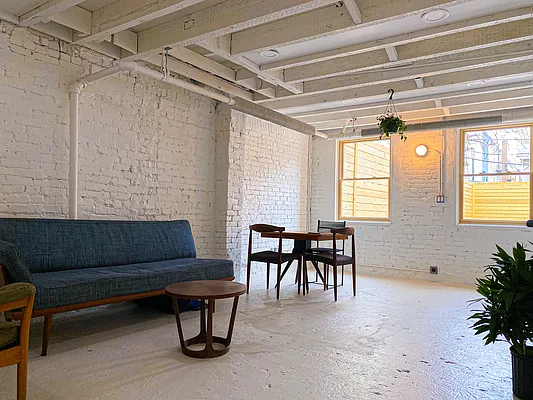 Sold by Sidewalk Realty LLC | media 4