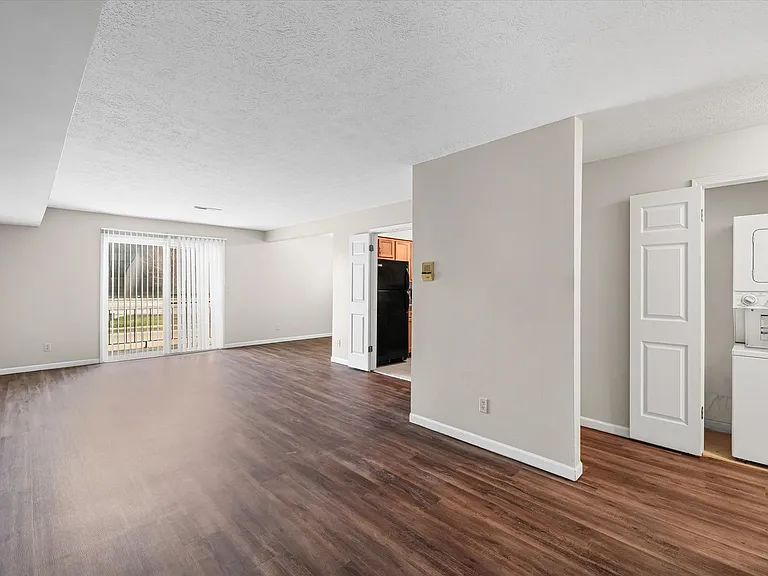123 S Regency Dr — Photo 35