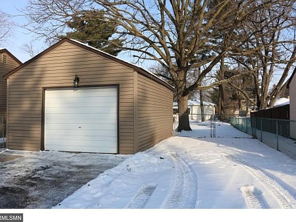 5th image of 1585 Gervais Ave
