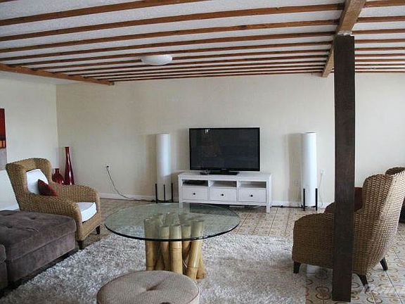 20140809171823207355000000-o