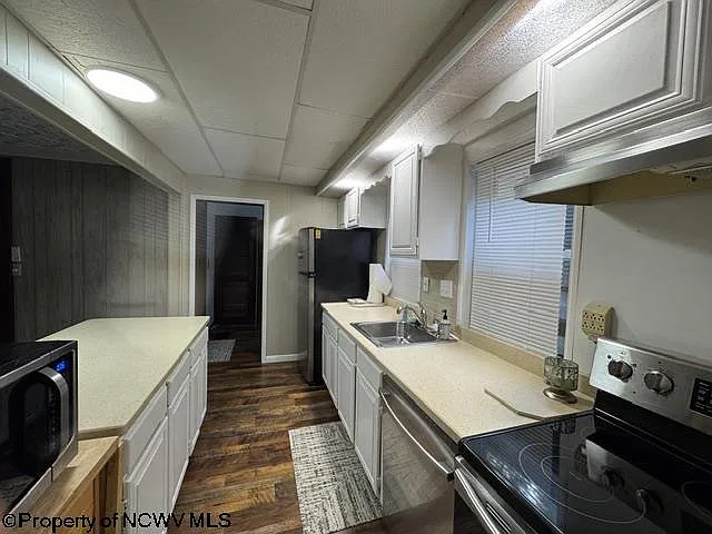 3 bed, 2.0 bath, $1,100 — Photo 3