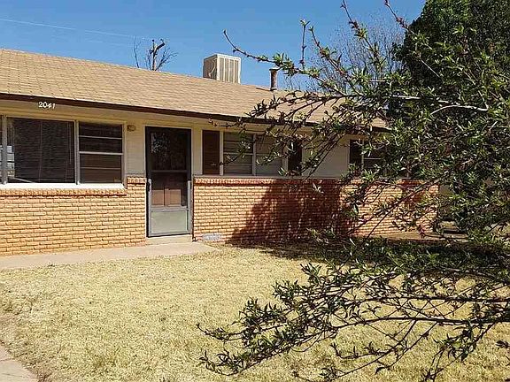 2nd image of 2041 Gerry Dr