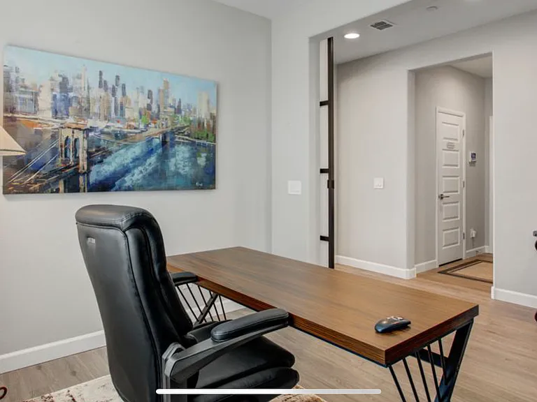 18316 E Spring Valley Ct — Photo 5