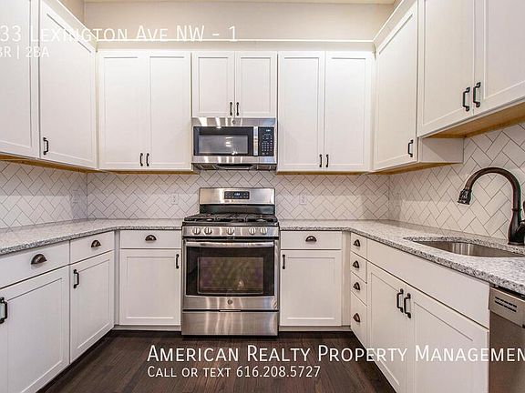 5th image of 133 Lexington Ave NW #1