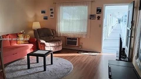 5th image of 15610 NE 6th Ave APT 18C