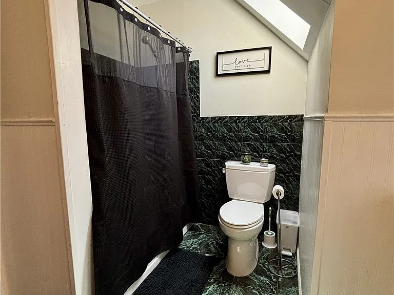 115 Bidwell Pkwy — Photo 11