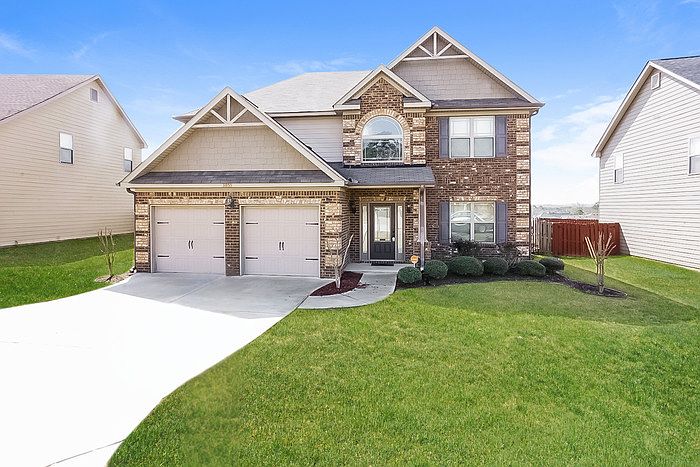 1st image of 3055 Parkridge Dr