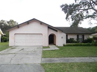 44 Crane Dr, Safety Harbor, FL 34695