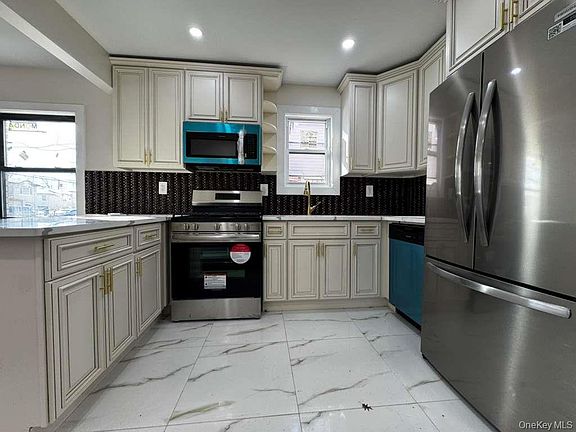 3rd image of 14750 231st Street