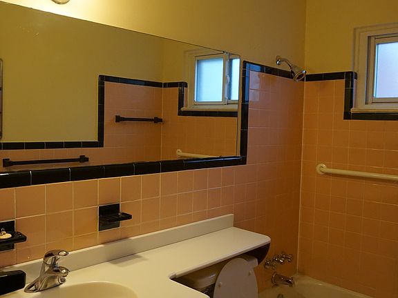 Full Bath