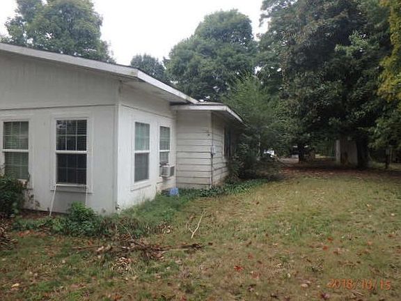 3rd image of 2816 Little Flock Dr