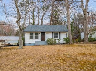 407 Crestwood Dr, Greensboro, NC 27408