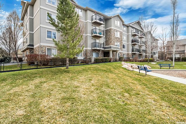 1st image of 1230 E Privet Dr #4101
