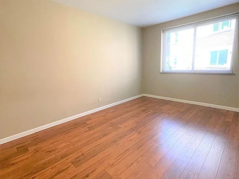 5712 Phillips Ave #B9 — Photo 67