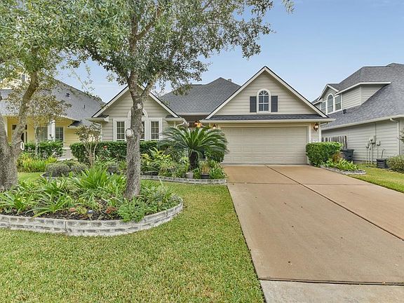 2nd image of 13019 Urbanna Ct