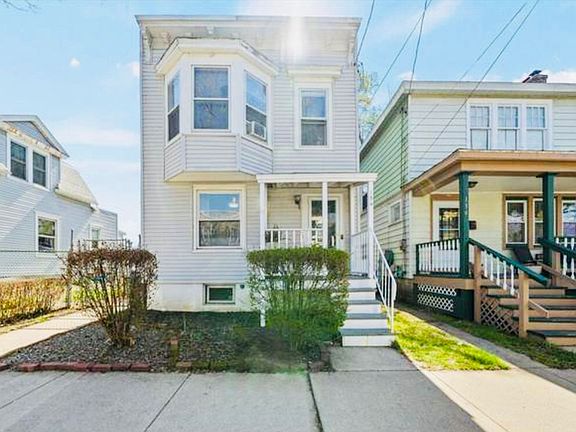 2nd image of 157 Ontario St