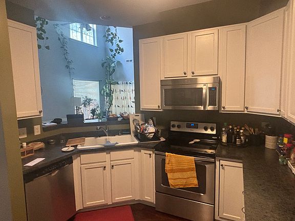 4th image of 1503 Crimson Creek Dr