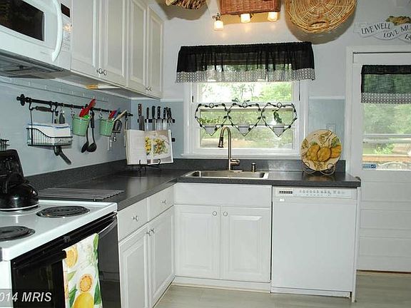 5th image of 3408 Little Hunting Creek Dr