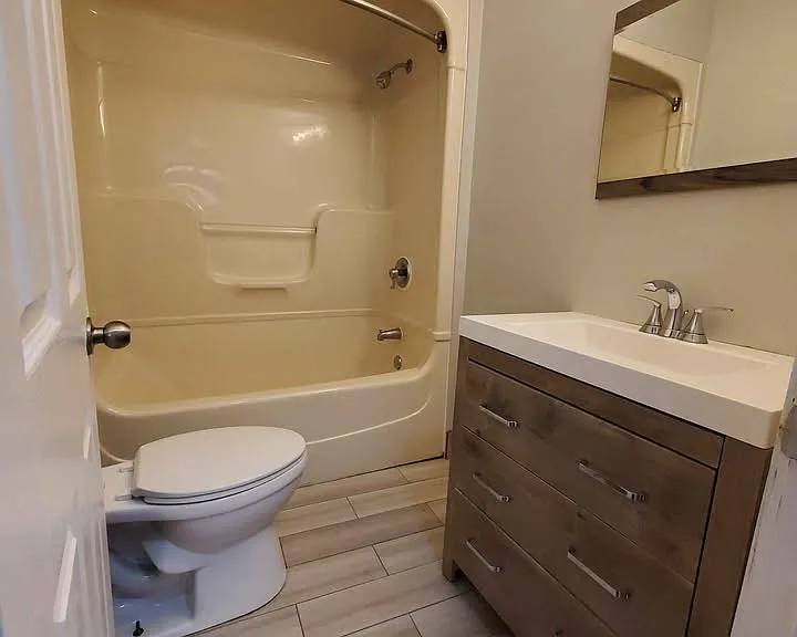 1371 Marentette Ave #1 — Photo 3